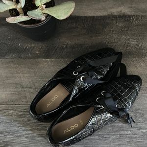 Black Oxfords Aldo